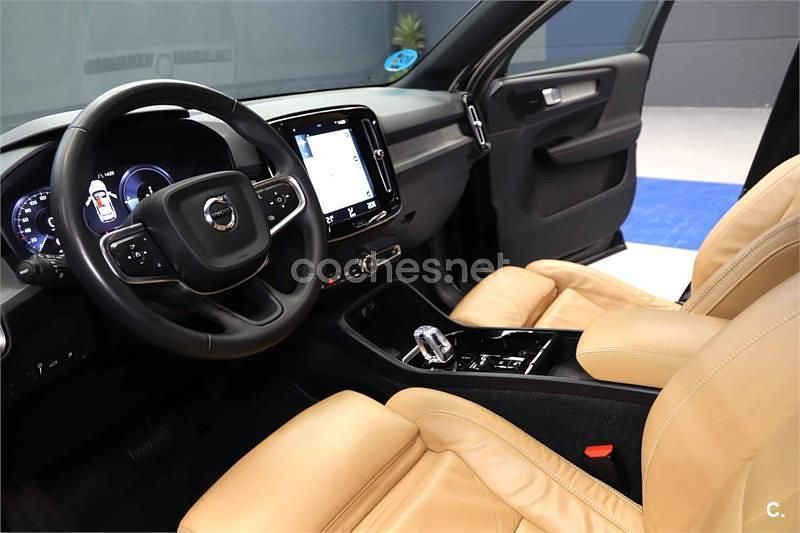 Usado Volvo XC40 Inscription 262 CV (192 kW) 2021 Negro SUV