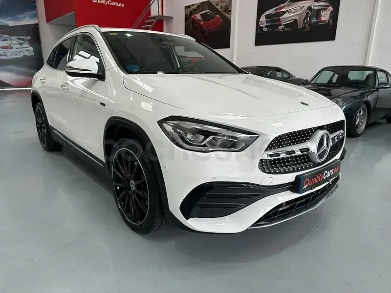 Usado Mercedes GLA250 218 CV (160 kW) 2021 Blanco SUV