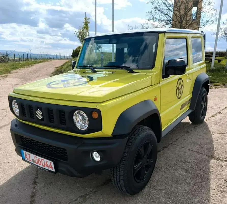 Usado Suzuki Jimny 102 CV (75 kW) 2019 Amarillo SUV