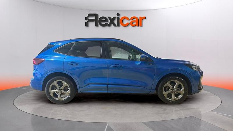 Usado Ford Kuga ST-Line 150 HP (110 kW) 2025 Azul SUV