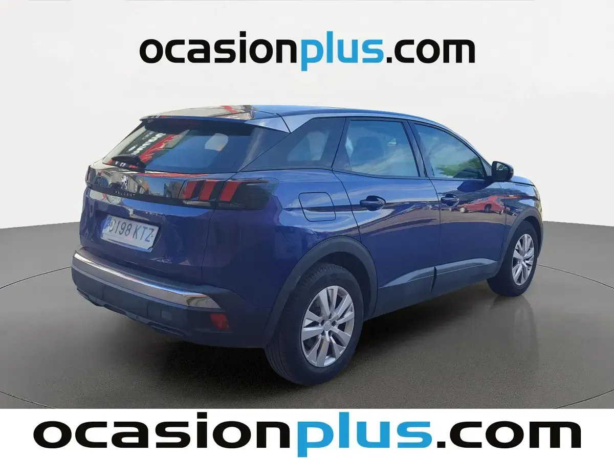 Usado Peugeot 3008 Active 131 CV (96 kW) 2019 Azul SUV