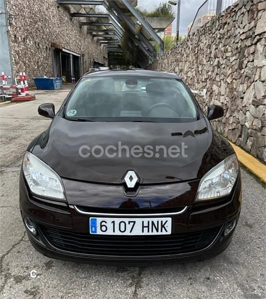 Marrón Usado 2013 Renault Mégane GrandTour Dynamique Familiar | 4500 € (Precio justo) - Imagen 1/4