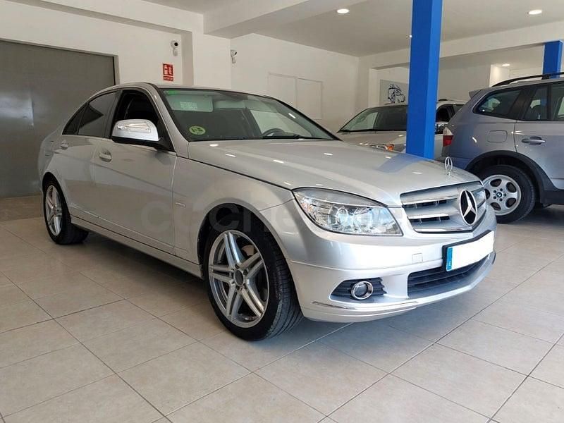 Usado Mercedes C220 Elegance 170 HP (125 kW) 2007 Cinzento Sedan