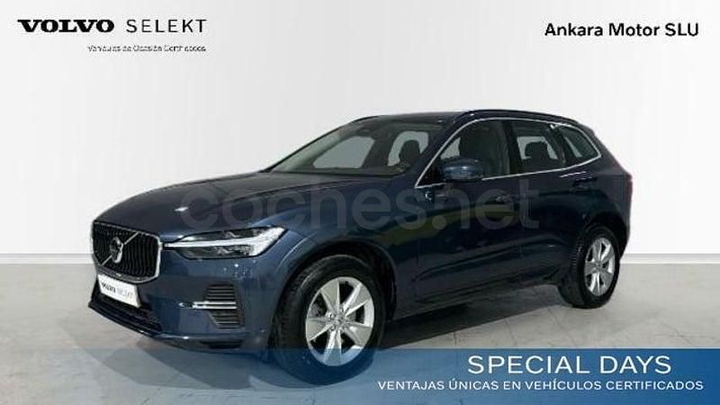 Usado Volvo XC60 Momentum 197 CV (144 kW) 2021 Azul SUV