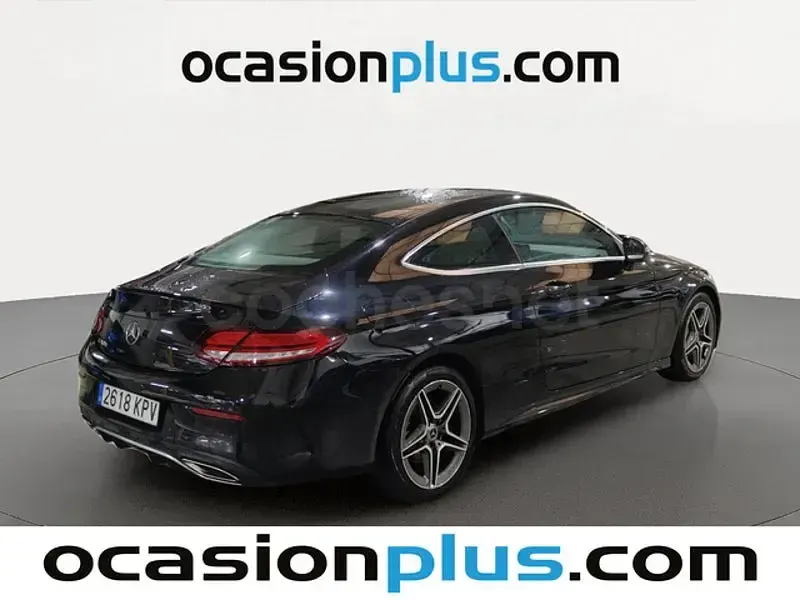 Usado Mercedes C300 258 CV (189 kW) 2018 Negro Coupe