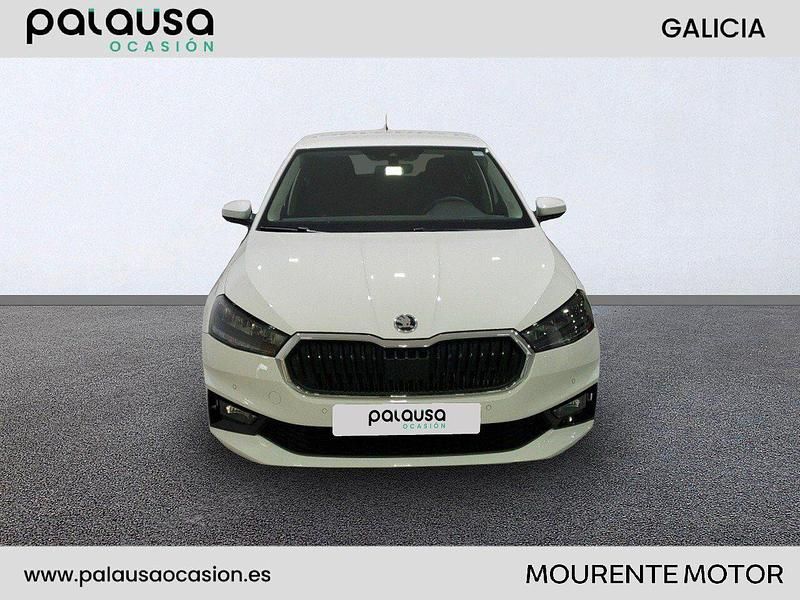 Usado Skoda Fabia Selection 95 CV (69 kW) 2024 Blanco Berlina