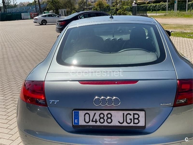 Usado Audi TT Premium 250 CV (183 kW) 2006 Gris / plata Coupe