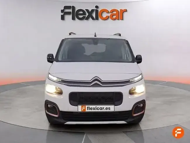 Usado Citroën Berlingo 100 CV (73 kW) 2019 Blanco Monovolumen