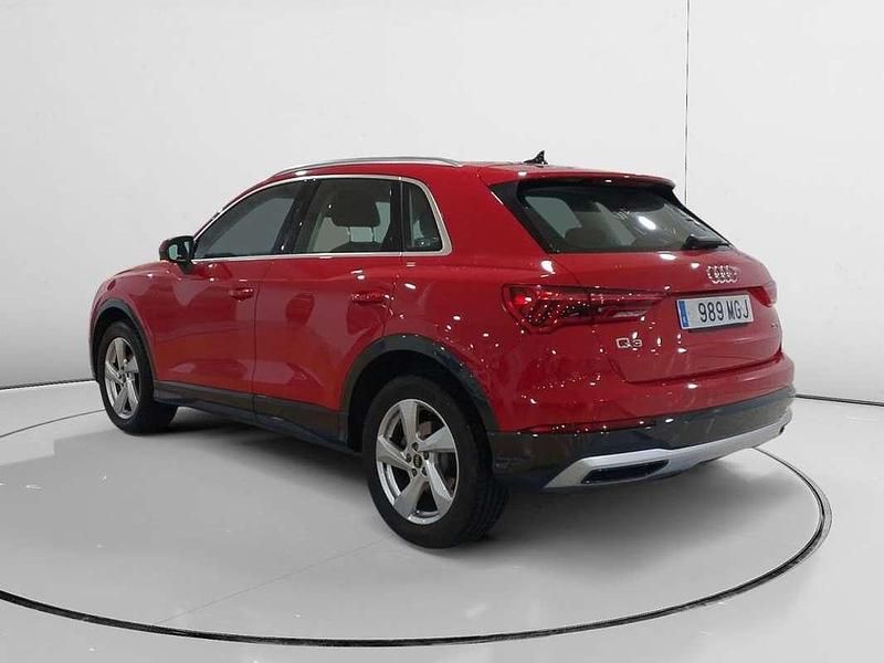Usado Audi Q3 Advanced 151 CV (111 kW) 2023 Rojo SUV