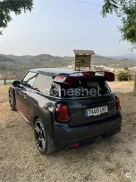 Usado Mini John Cooper Works 306 CV (225 kW) 2020 Gris / plata Utilitario