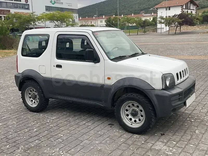 Usado Suzuki Jimny 85 CV (62 kW) 2014 Blanco SUV