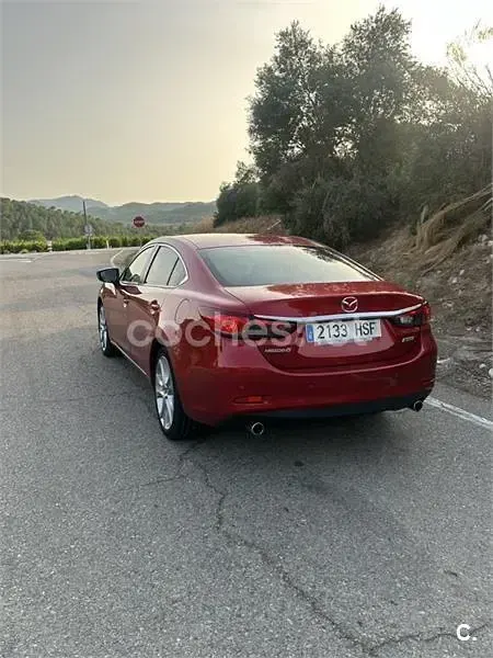 Usado Mazda 6 Luxury 175 CV (128 kW) 2013 Rojo Berlina