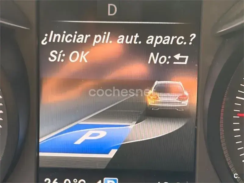 Usado Mercedes C220 170 CV (125 kW) 2018 Azul Familiar