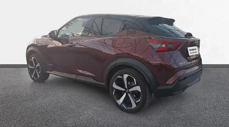 Usado Nissan Juke Tekna 143 CV (105 kW) 2023 Burgundy (metalizado) techo mi SUV