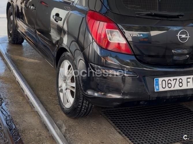 Usado Opel Corsa Enjoy 90 CV (66 kW) 2007 Negro Utilitario