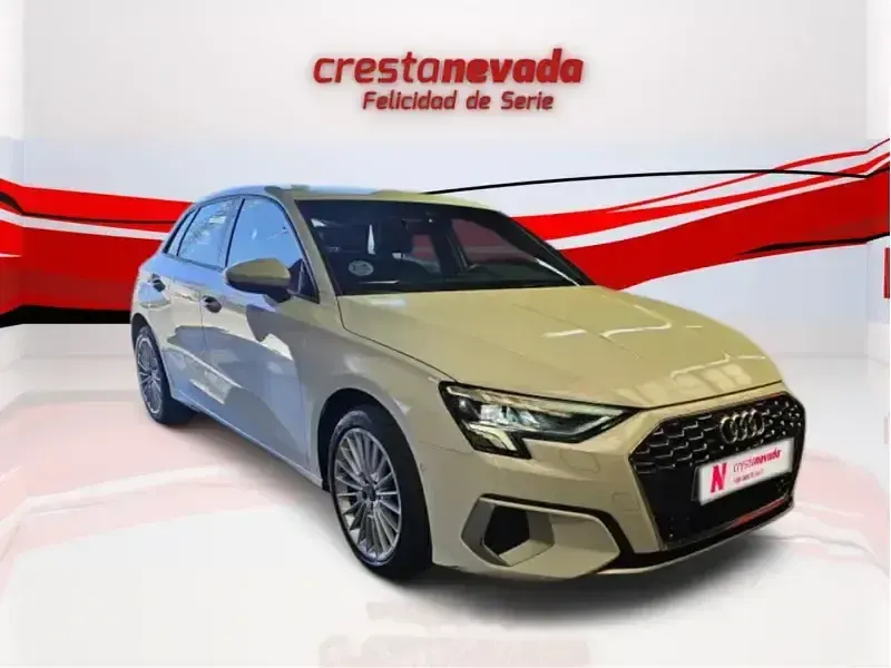 Usado Audi A3 Advanced Plus 116 HP (85 kW) 2023 Branco Sedan