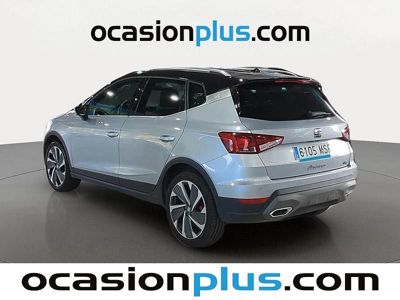 Usado Seat Arona FR 150 CV (110 kW) 2024 Gris SUV
