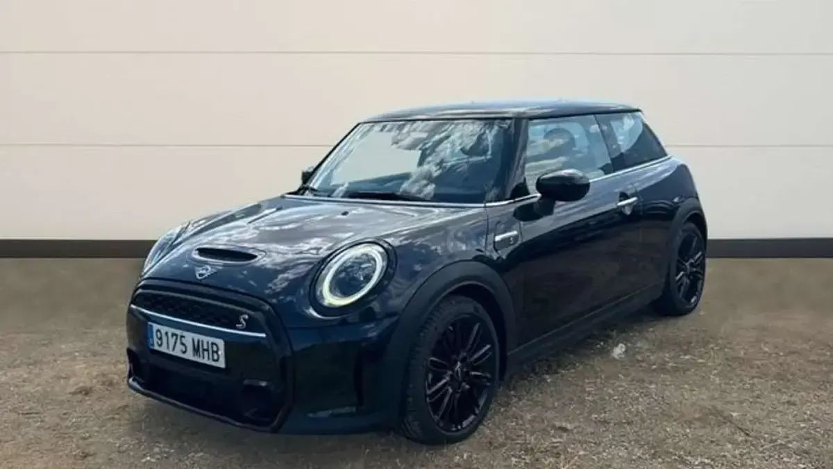 Usado Mini Cooper 178 CV (130 kW) 2023 Negro Utilitario