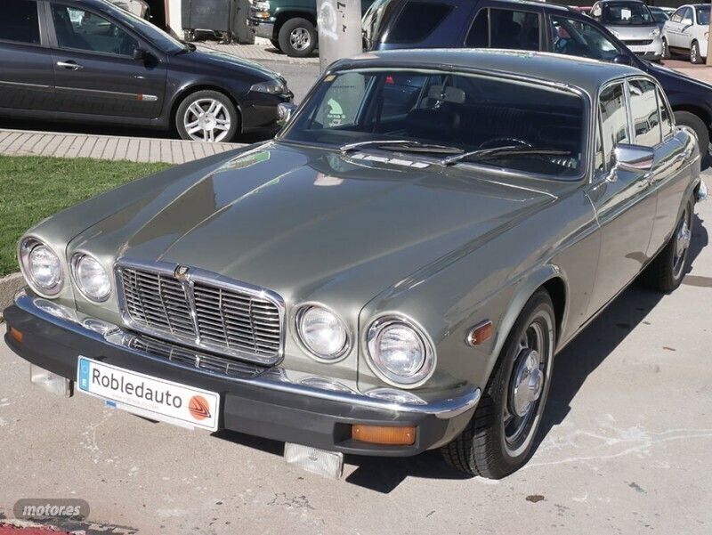 Verde Usado 1978 Jaguar XJ6 Berlina | 12.000 € - Imagen 1/4