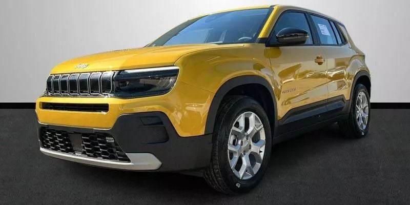 Usado Jeep Avenger Altitude 101 CV (74 kW) 2024 Negro SUV