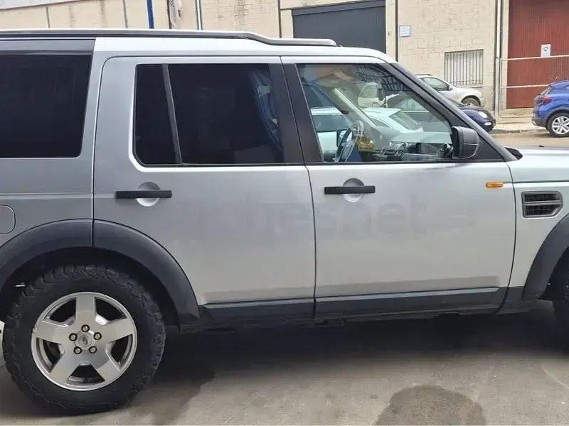 Usado Land Rover Discovery 3 S 190 CV (139 kW) 2006 Gris / plata SUV