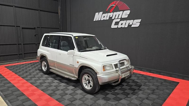Blanco Usado 1998 Suzuki Vitara | 8199 € (Precio justo) - Imagen 1/4
