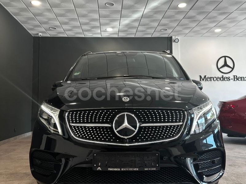 Usado Mercedes V300 Avantgarde 239 CV (175 kW) 2022 Negro Monovolumen