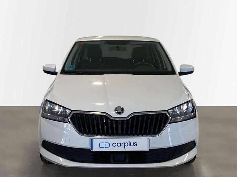 Usado Skoda Fabia Style 95 CV (69 kW) 2021 Blanco Utilitario