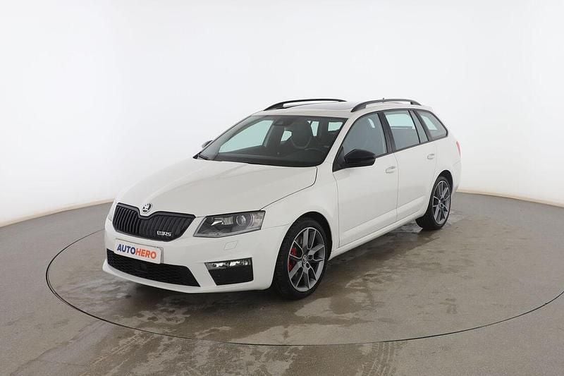 Usado Skoda Octavia RS 185 CV (136 kW) 2014 Blanco Utilitario