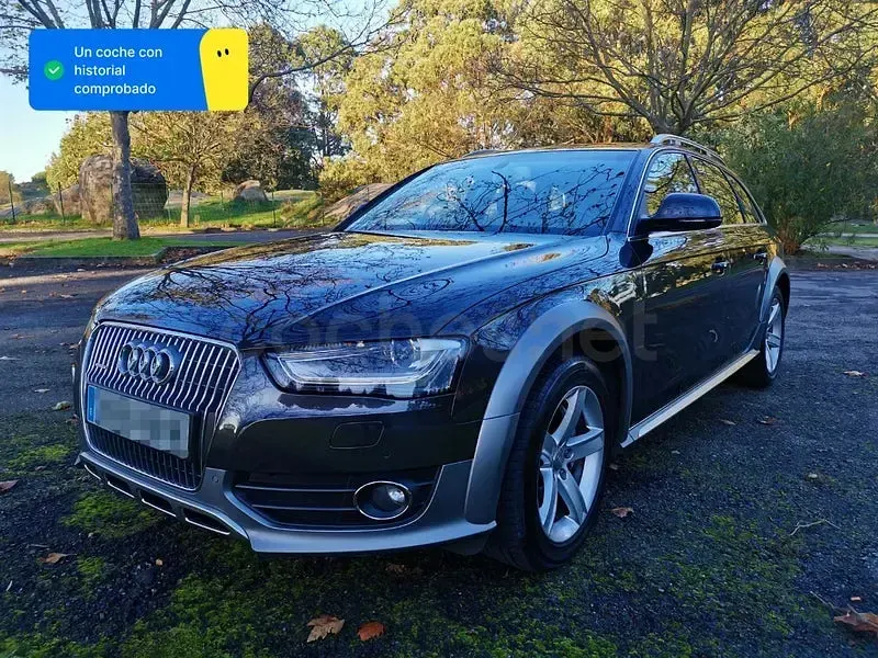 Usado Audi A4 Allroad S-Line 211 CV (155 kW) 2013 Gris / plata Familiar