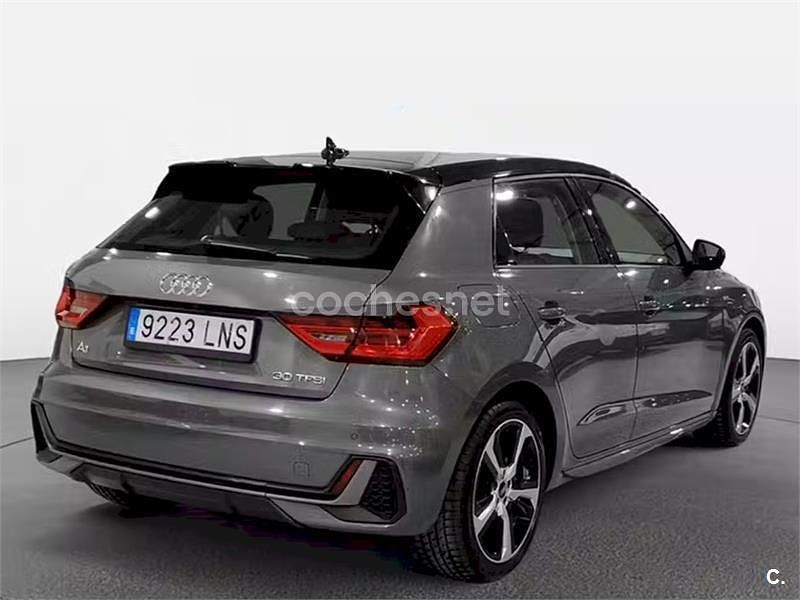 Usado Audi A1 Sportback S-Line 110 CV (80 kW) 2021 Gris / plata Utilitario