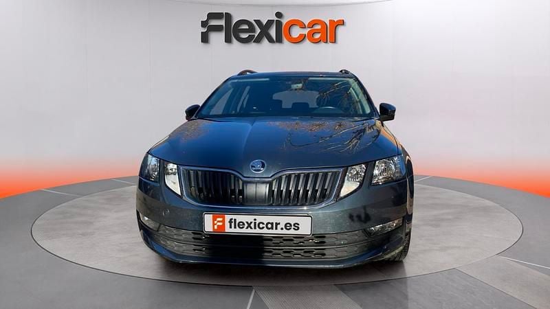 Usado Skoda Octavia Style 150 CV (110 kW) 2020 Gris Familiar
