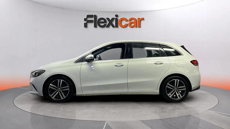 Usado Mercedes B180 116 CV (85 kW) 2021 Blanco Utilitario