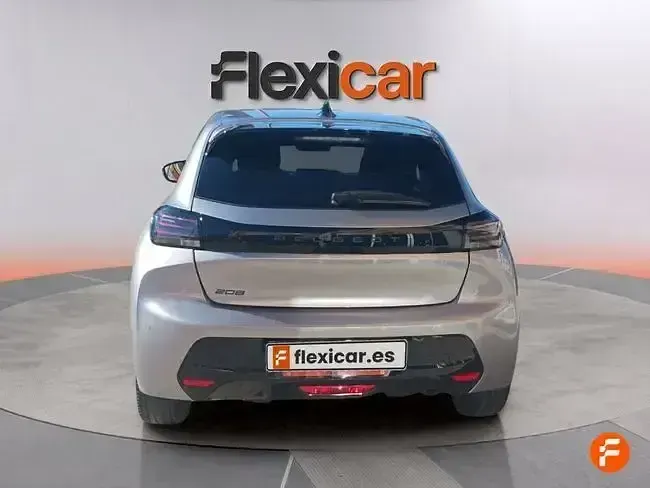Usado Peugeot 208 Allure 100 CV (73 kW) 2025 Gris Utilitario
