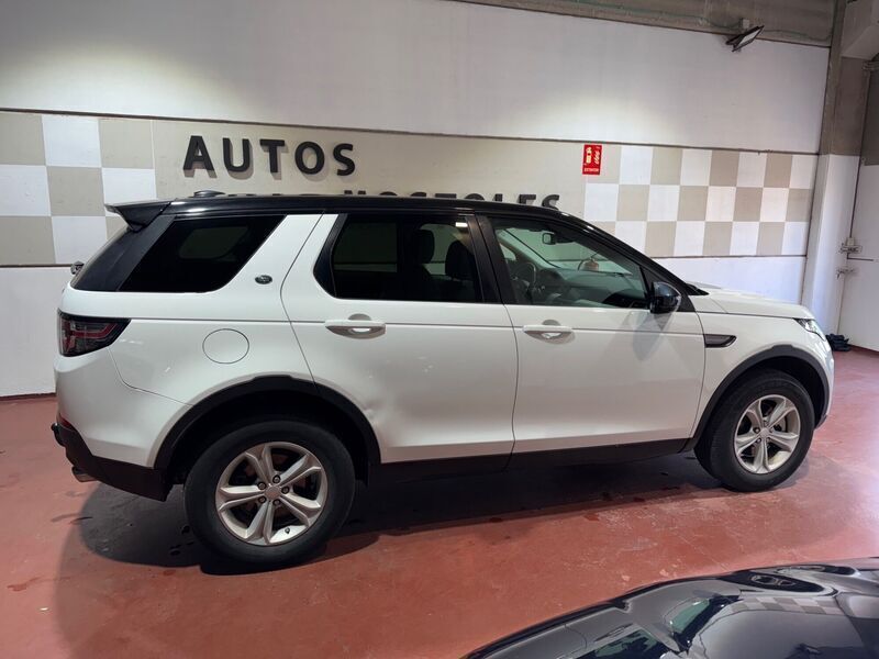 Usado Land Rover Discovery Sport HSE Luxury 190 CV (139 kW) 2015 Blanco SUV