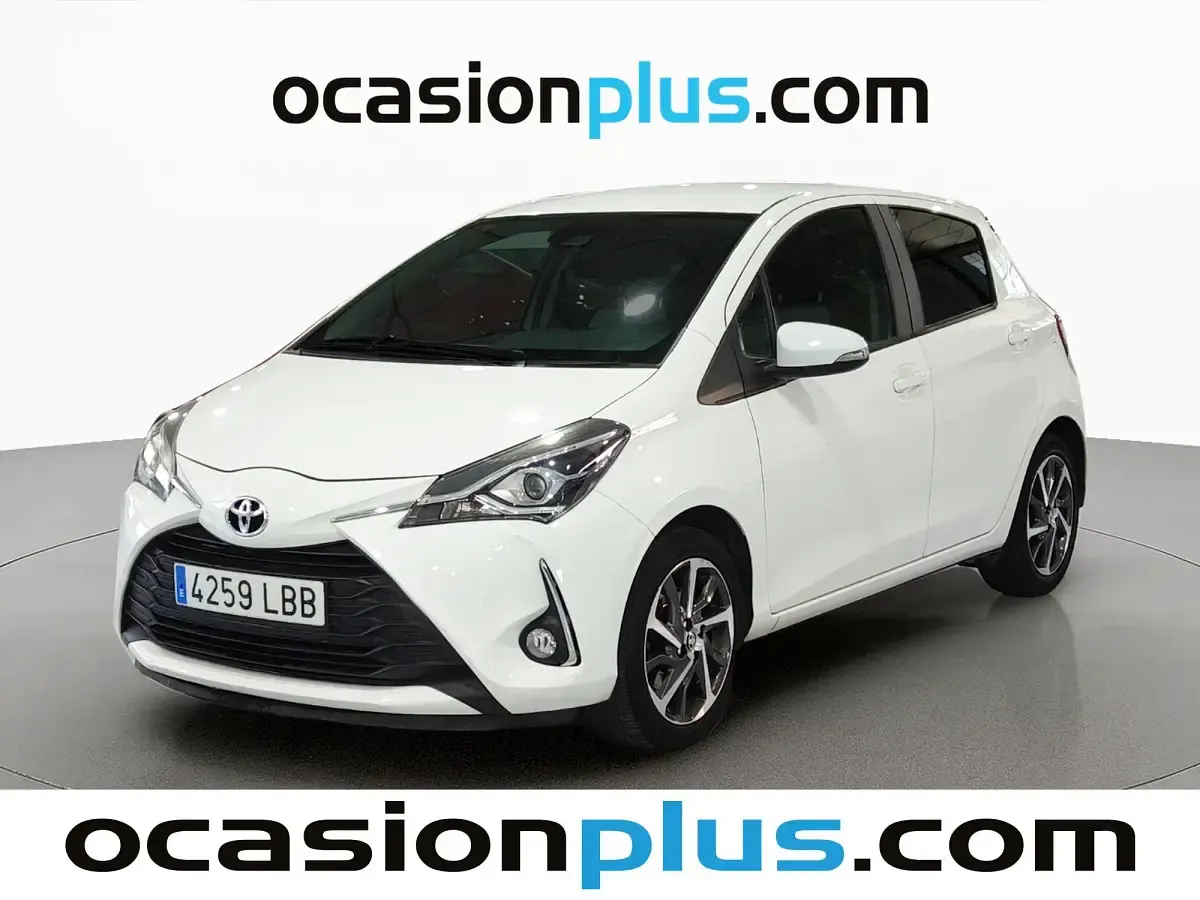 Usado Toyota Yaris Edition 111 CV (81 kW) 2019 Blanco Utilitario