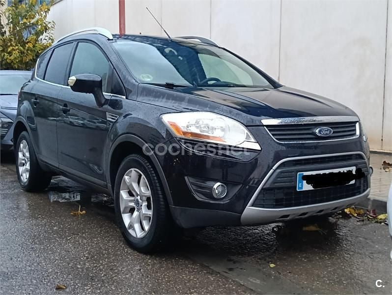 Usado Ford Kuga Trend 136 CV (100 kW) 2009 Negro SUV