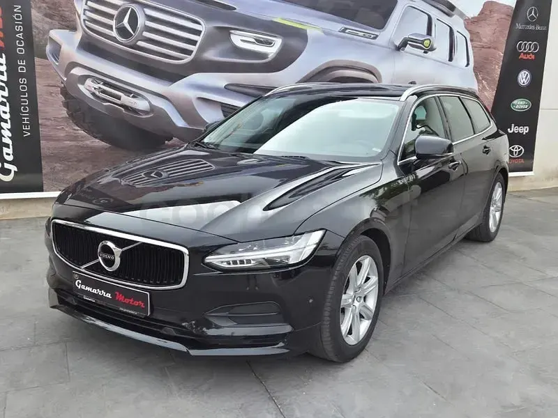 Usado Volvo V90 Momentum 150 CV (110 kW) 2017 Negro Familiar