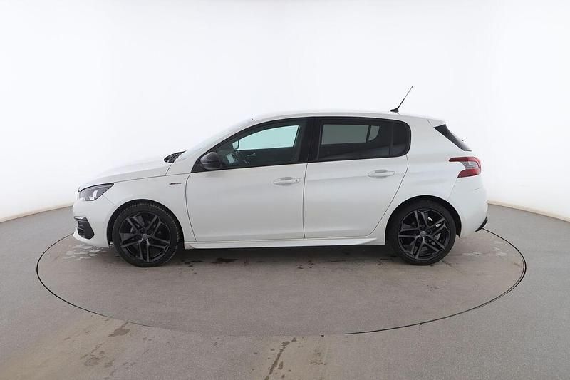 Usado Peugeot 308 GT-line 130 CV (95 kW) 2019 Blanco Utilitario