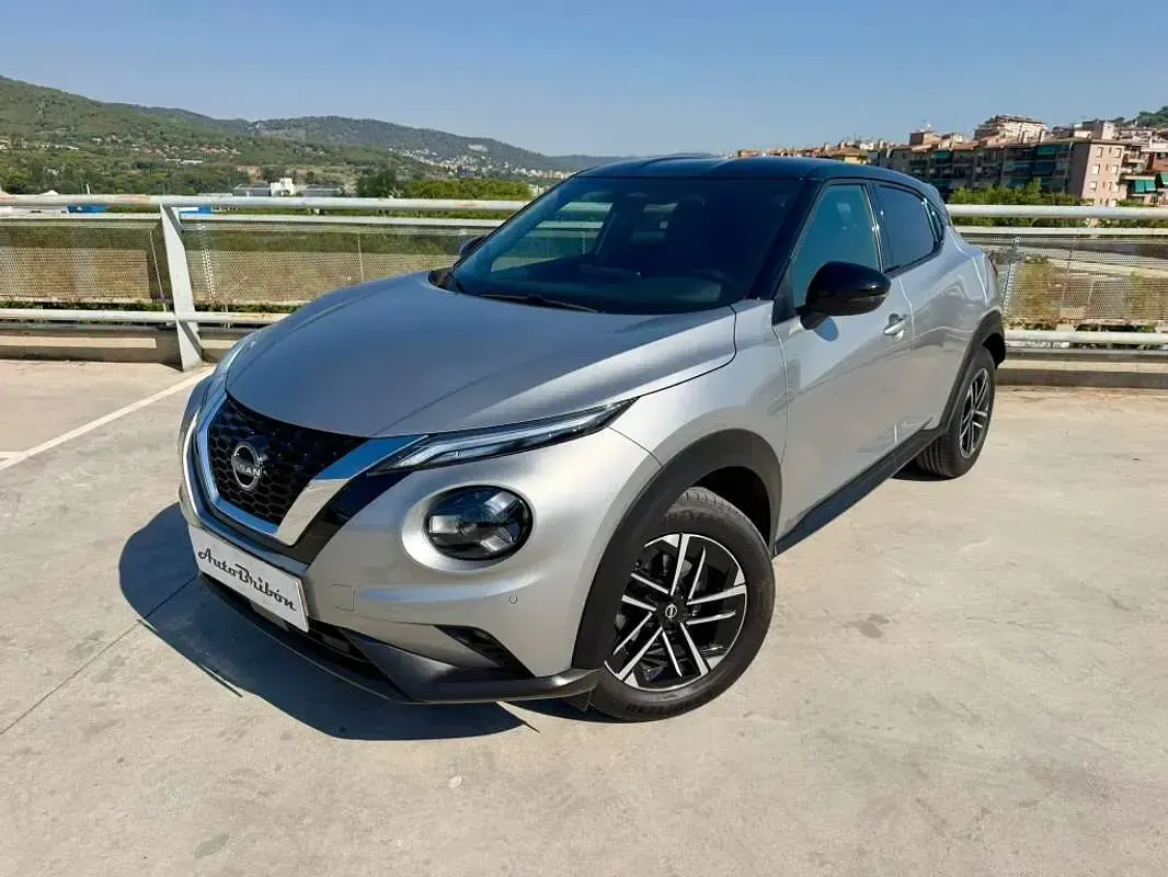 Usado Nissan Juke N-Connecta 114 CV (83 kW) 2025 Gris SUV