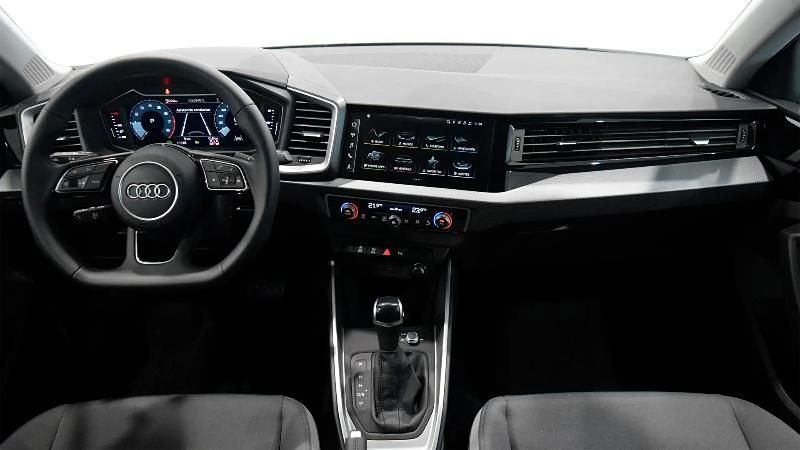 Usado Audi A1 Sportback 110 CV (80 kW) 2024 Gris/plata Utilitario