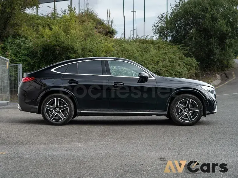 Usado Mercedes GLC200 204 CV (150 kW) 2025 Negro SUV