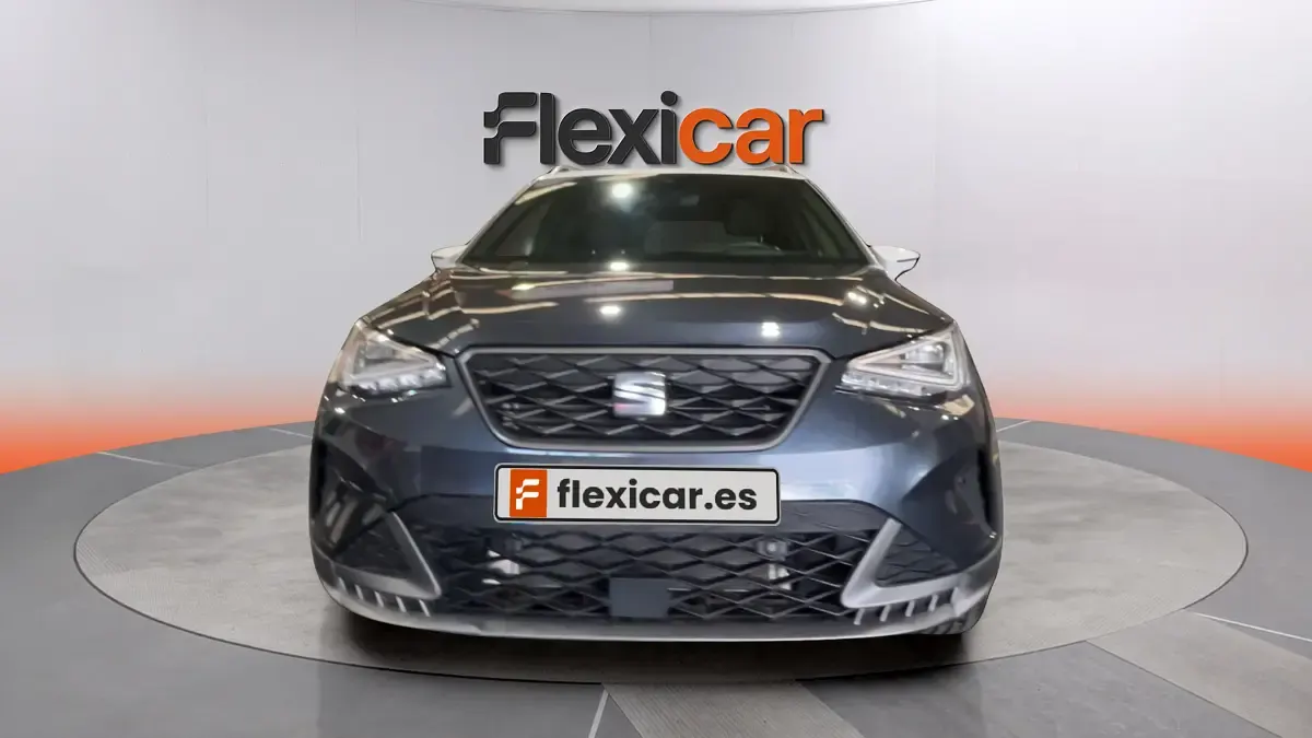 Usado Seat Arona FR 150 CV (110 kW) 2023 Azul SUV
