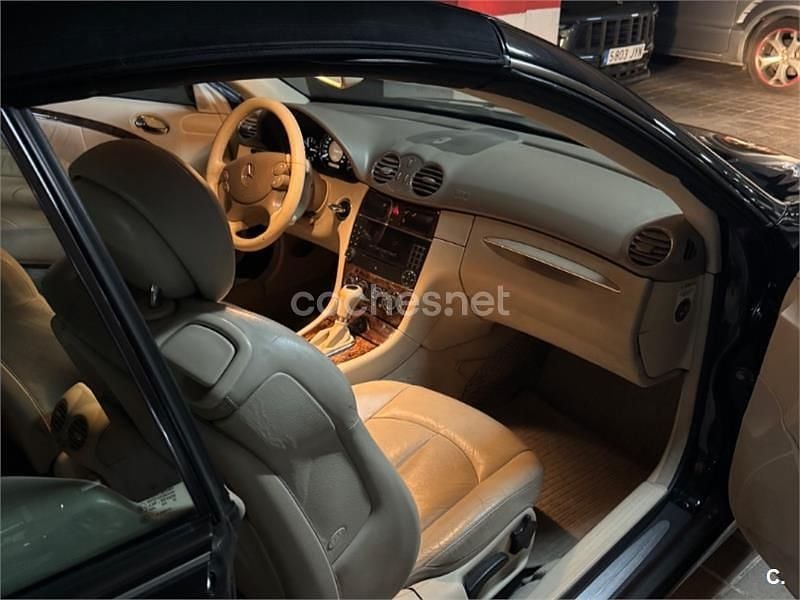 Usado Mercedes CLK320 Elegance 224 CV (164 kW) 2008 Negro Descapotable