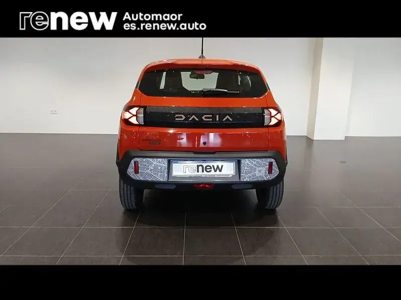 Uusi Dacia Spring Extreme 47 kW (65 HP) 2025 Punainen Viistoperä