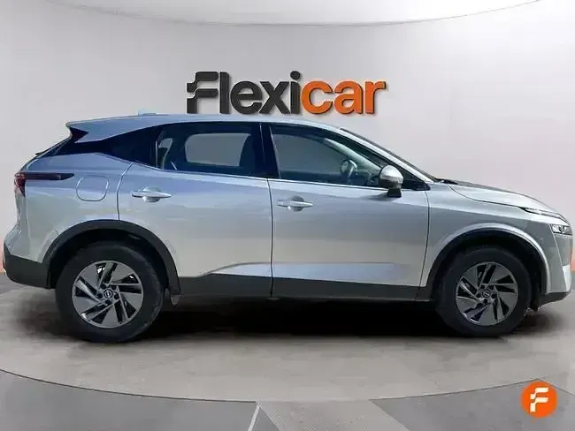 Usado Nissan Qashqai Acenta 140 CV (102 kW) 2024 Gris SUV