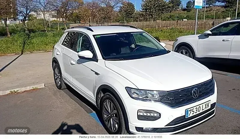 Usado VW T-Roc Advance 110 CV (80 kW) 2022 Blanco SUV