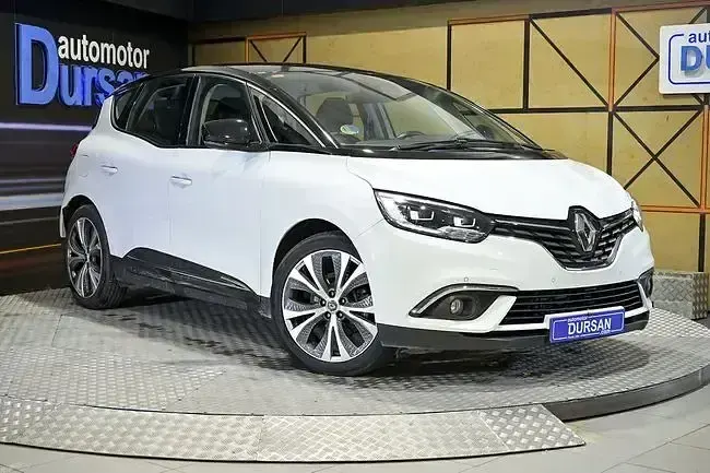 Usado Renault Scénic Zen 130 CV (95 kW) 2017 Blanco