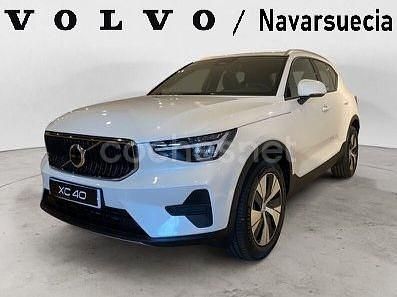 Blanco Nuevo 2025 Volvo XC40 Core SUV | 37.900 € (Precio justo) - Imagen 1/4