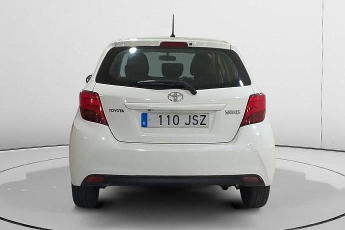 Usado Toyota Yaris Active 99 CV (72 kW) 2016